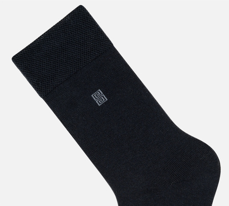 Skarpetki casual czarne ze wzorem